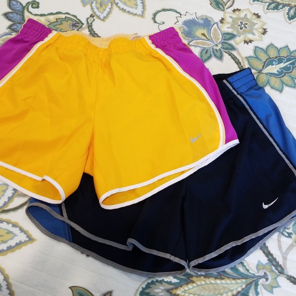 Bundle of 2 pair of Nike shorts